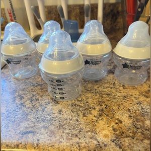 Tommee tippee bottles